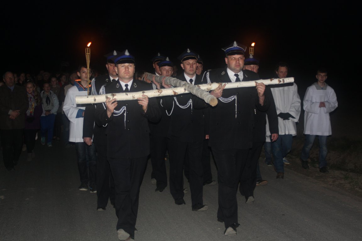 Obrazy: niesienie_krzya_stra.jpg